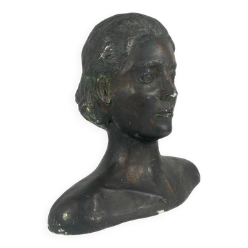 Female bust in neoclassical style in plaster by M. Mongey, 20th century.