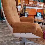Molded shell armchair 1970