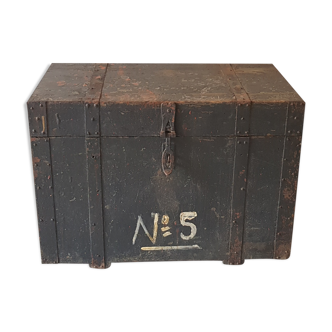 Wooden trunk