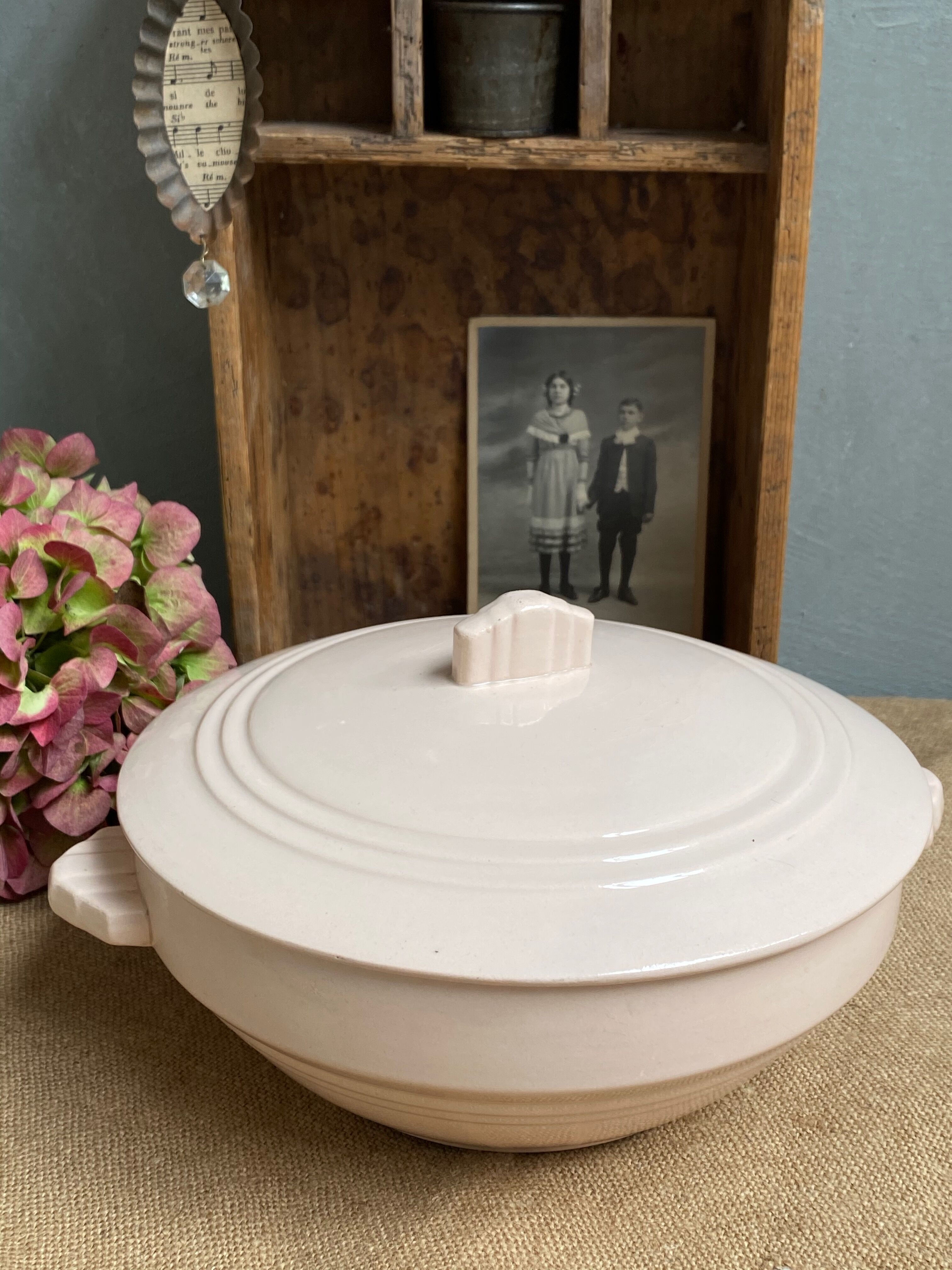 Pale pink Art Deco soup tureen