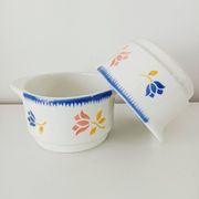 Set of 2 small floral ear bowls