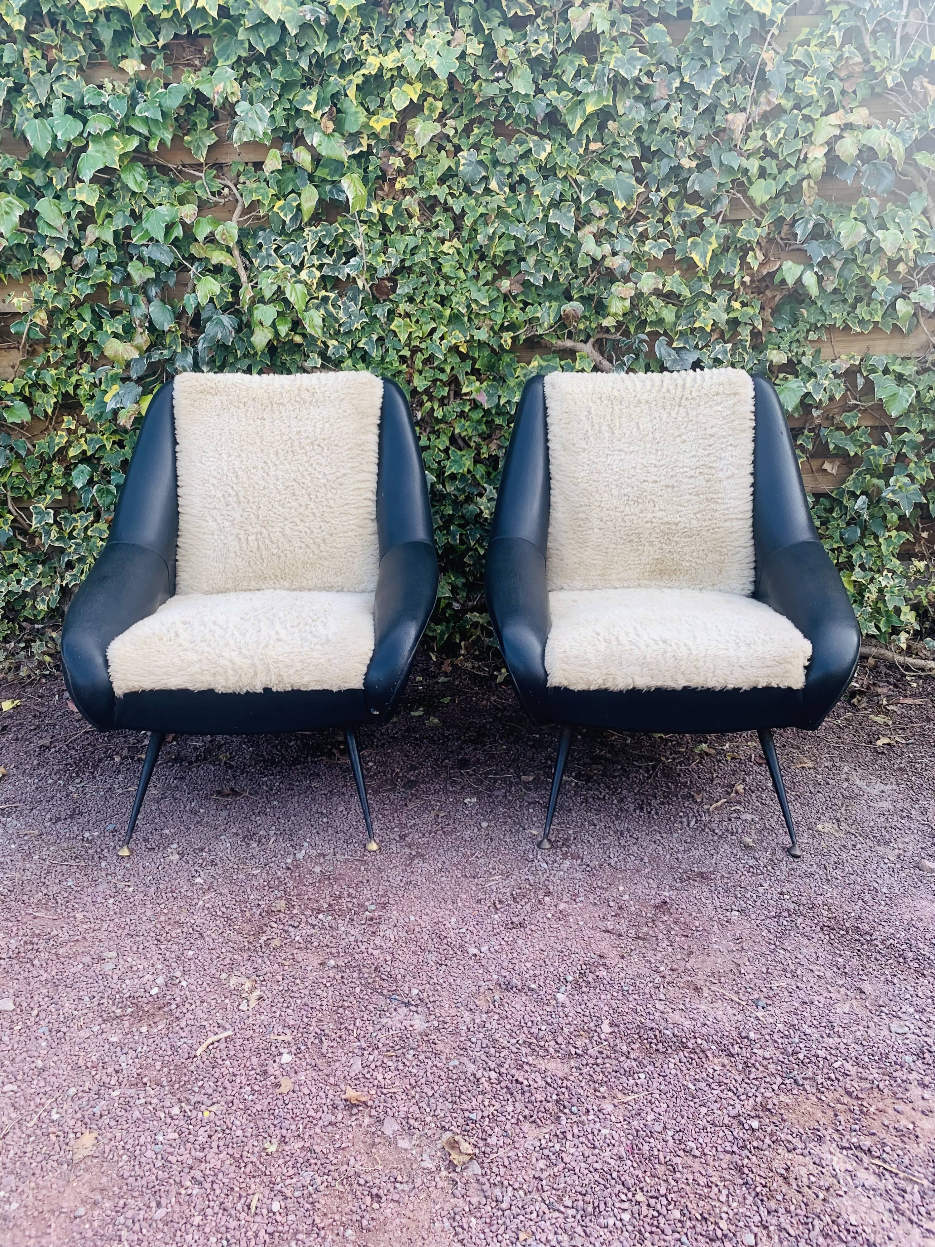 Paire de fauteuils vintage