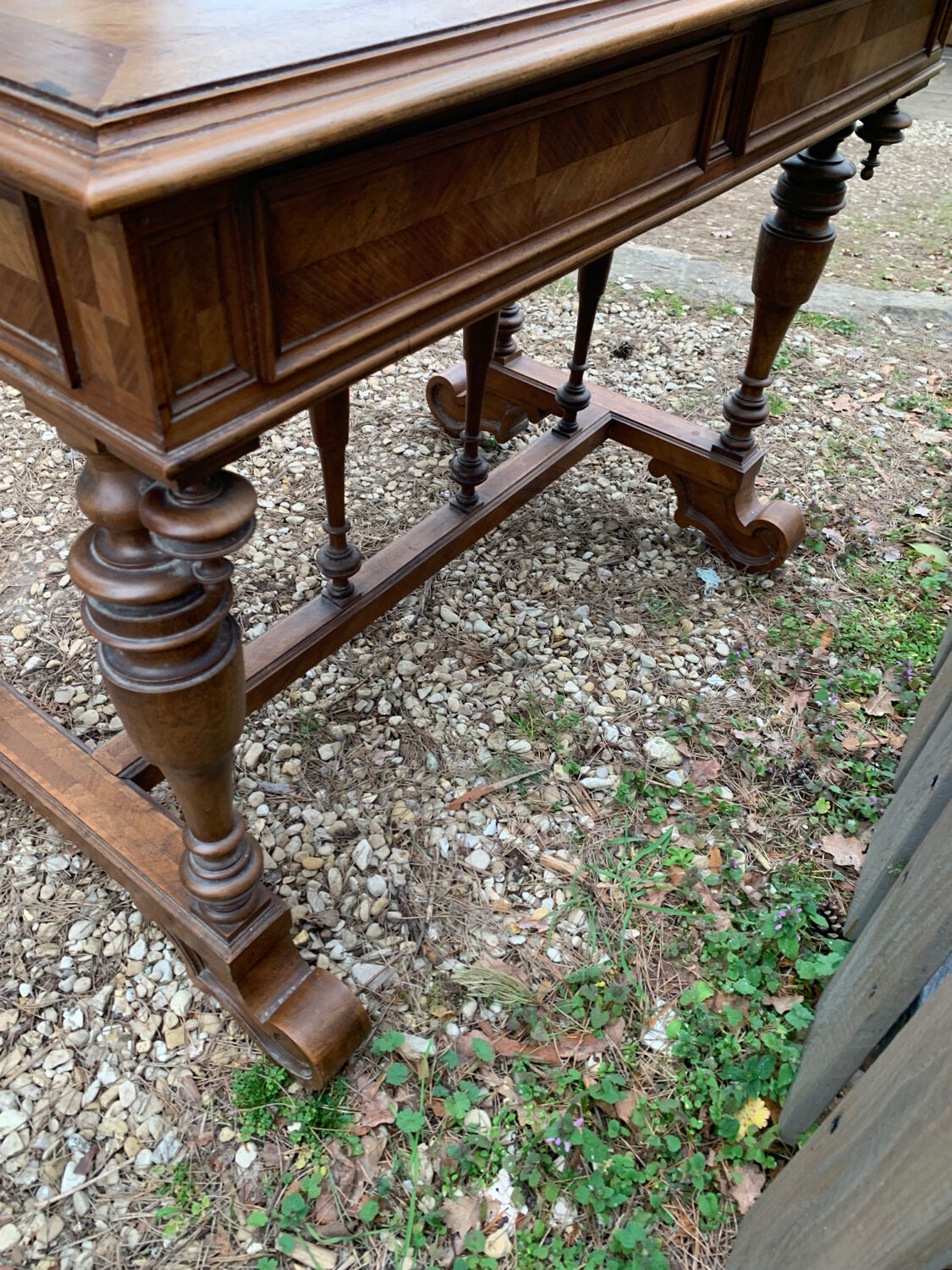 Flat desk henri 2 epoch 19 th