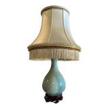 Porcelain base table lamp