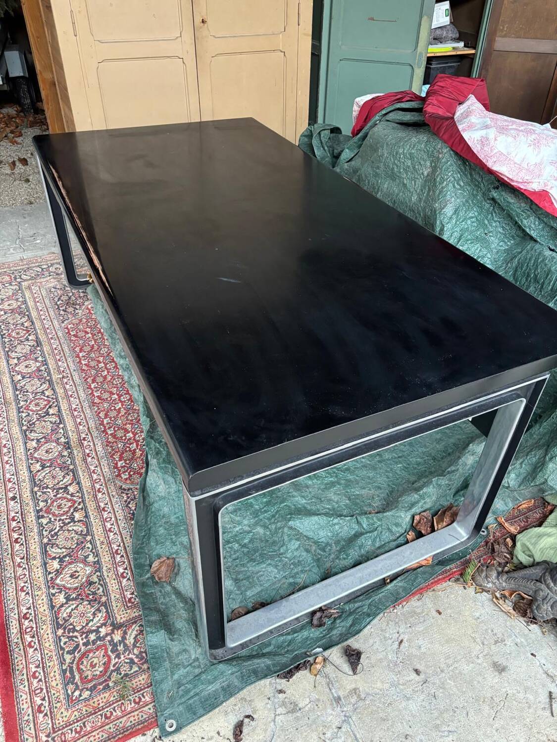 Bureau Tecno T333 par Eugenio Gerli et Osvaldo Borsani