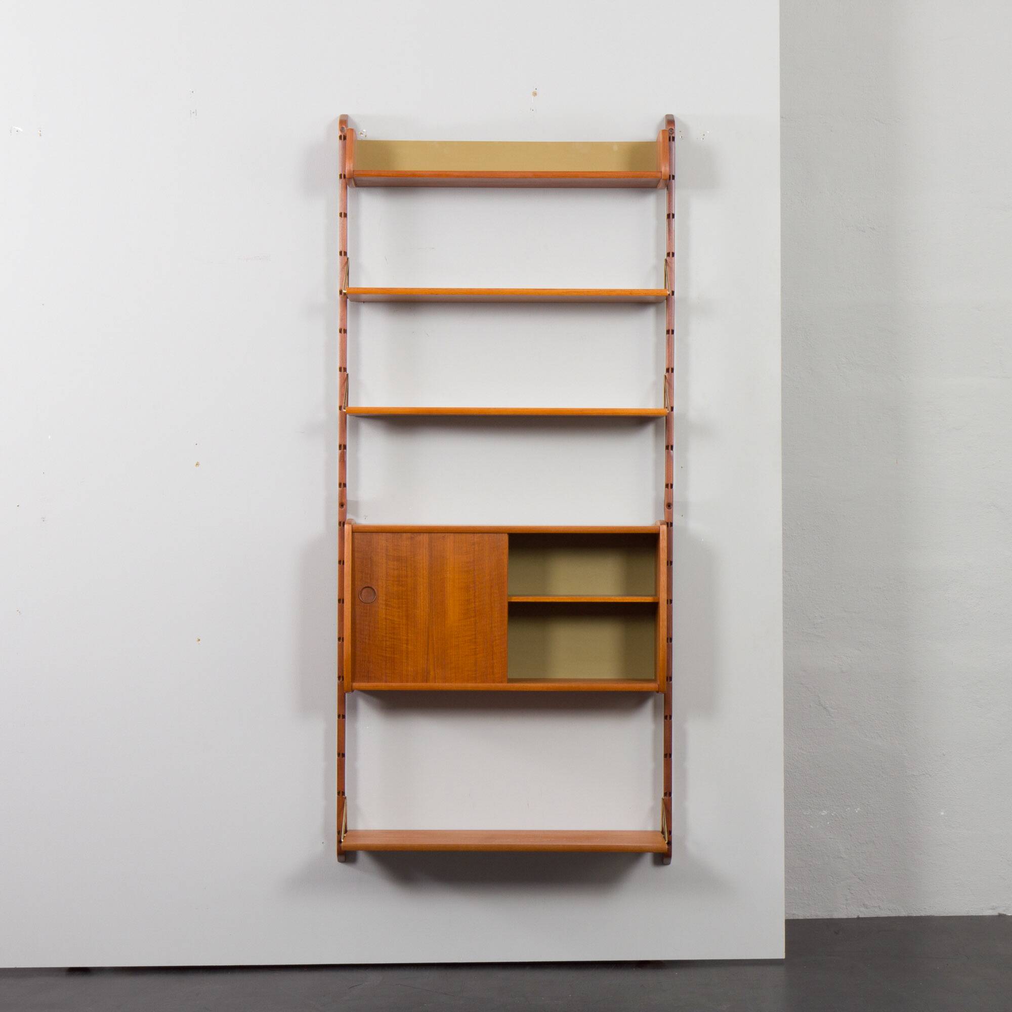 Scandinavian modern wall shelving system Ergo in teak by J. Texmon, Norway, 1960s