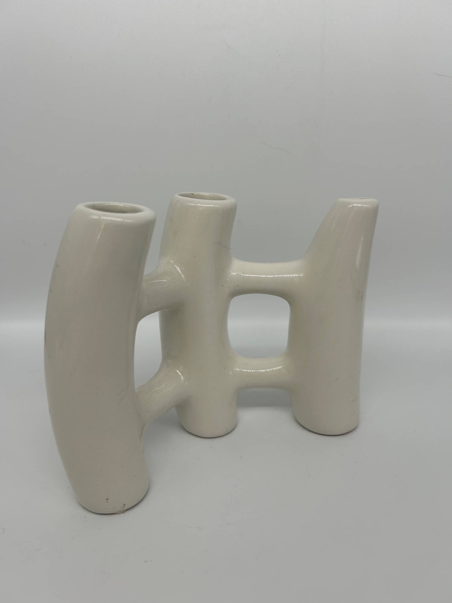 Brutalist vase in white ceramic