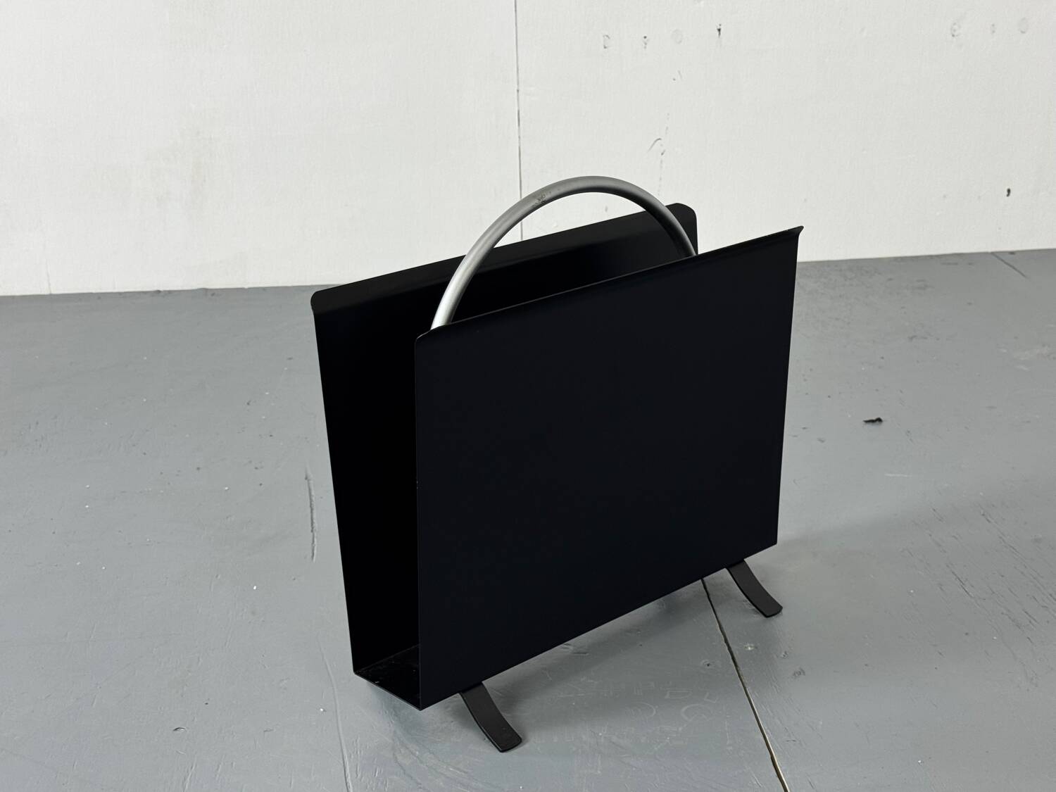 Porte-revues de style Bauhaus par Gispen, années 1930