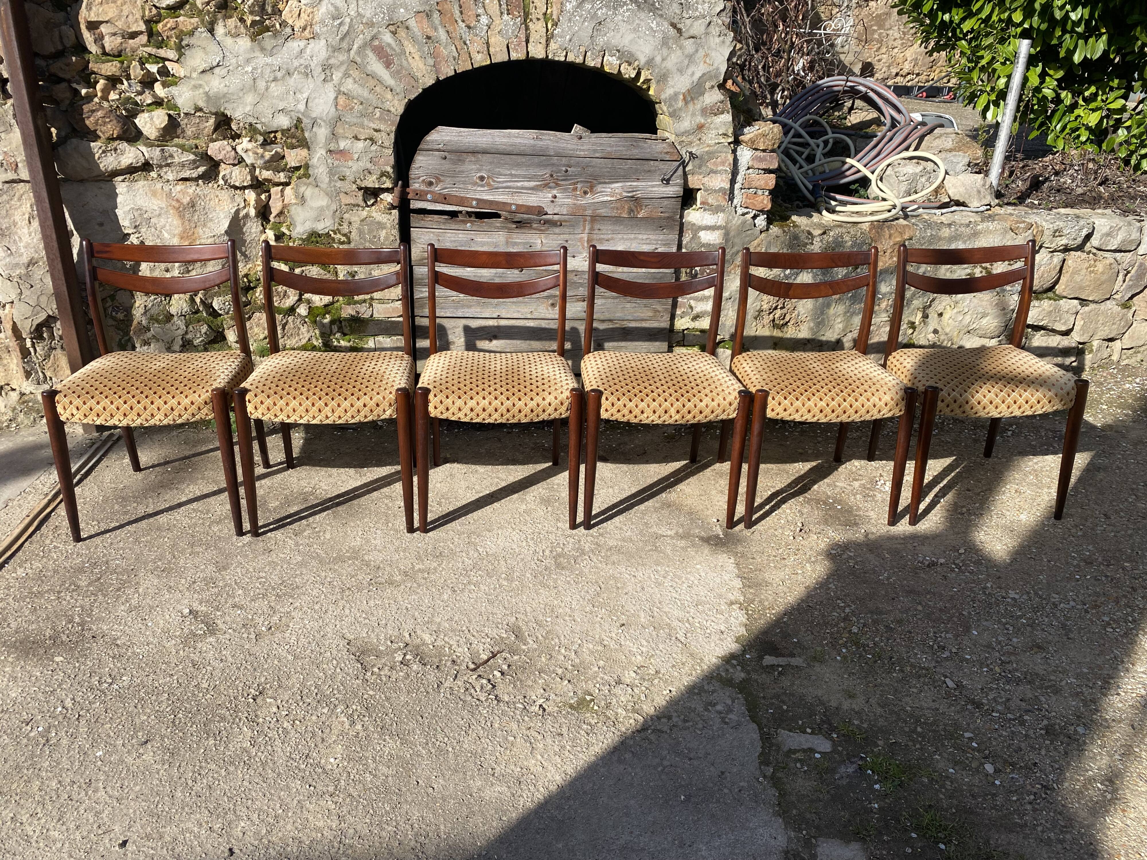 Lot of 6 vintage Scandinavian chairs from the 1950s in rosewood.
