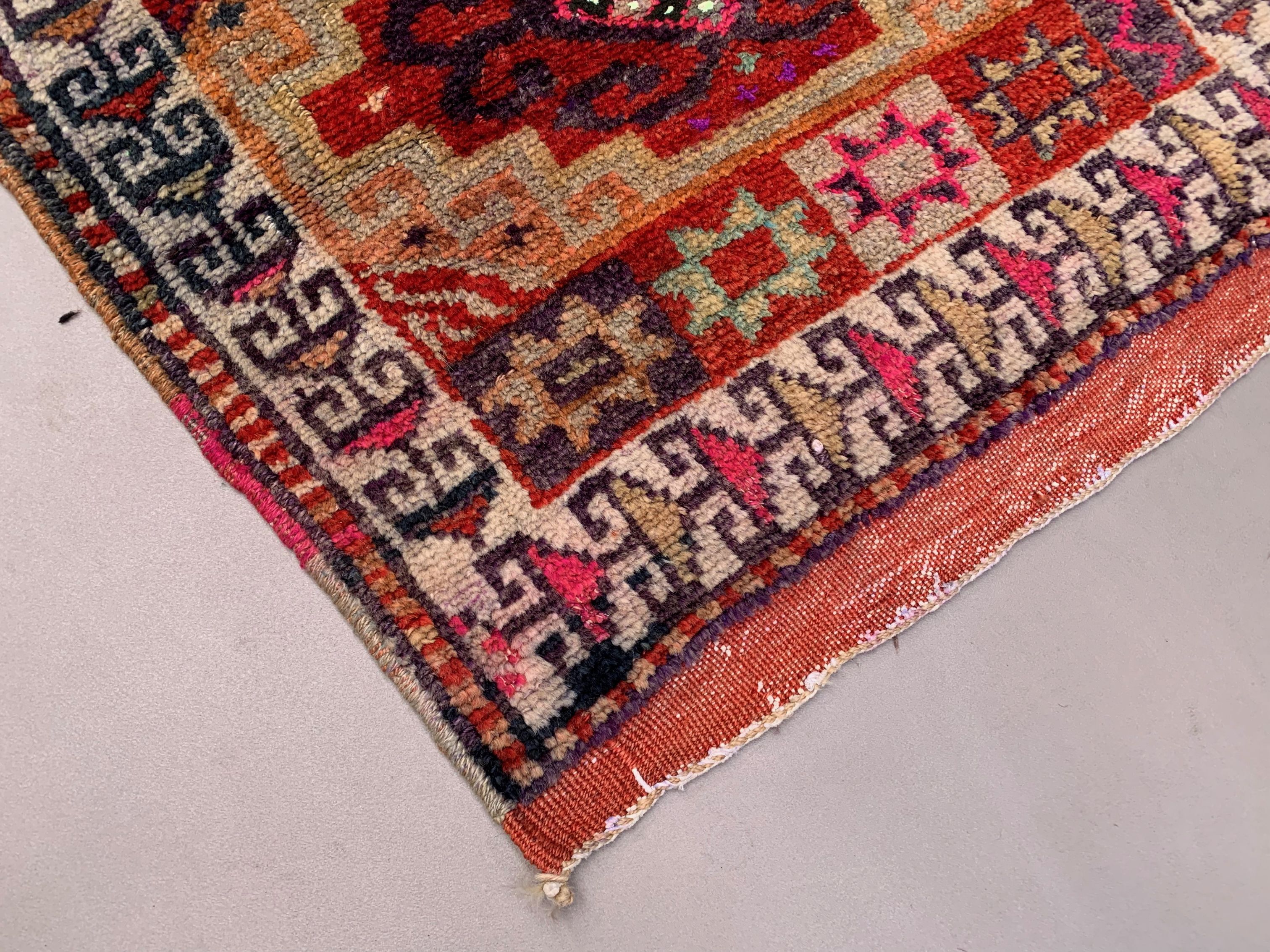 Vintage turkish tribal runner 305x83 cm veg dye wool rug tribal, handmade