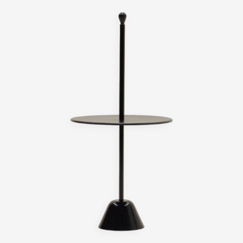 Table d'appoint Cervomuto par Achille Castiglioni pour Zanottta, Italie années 1970.