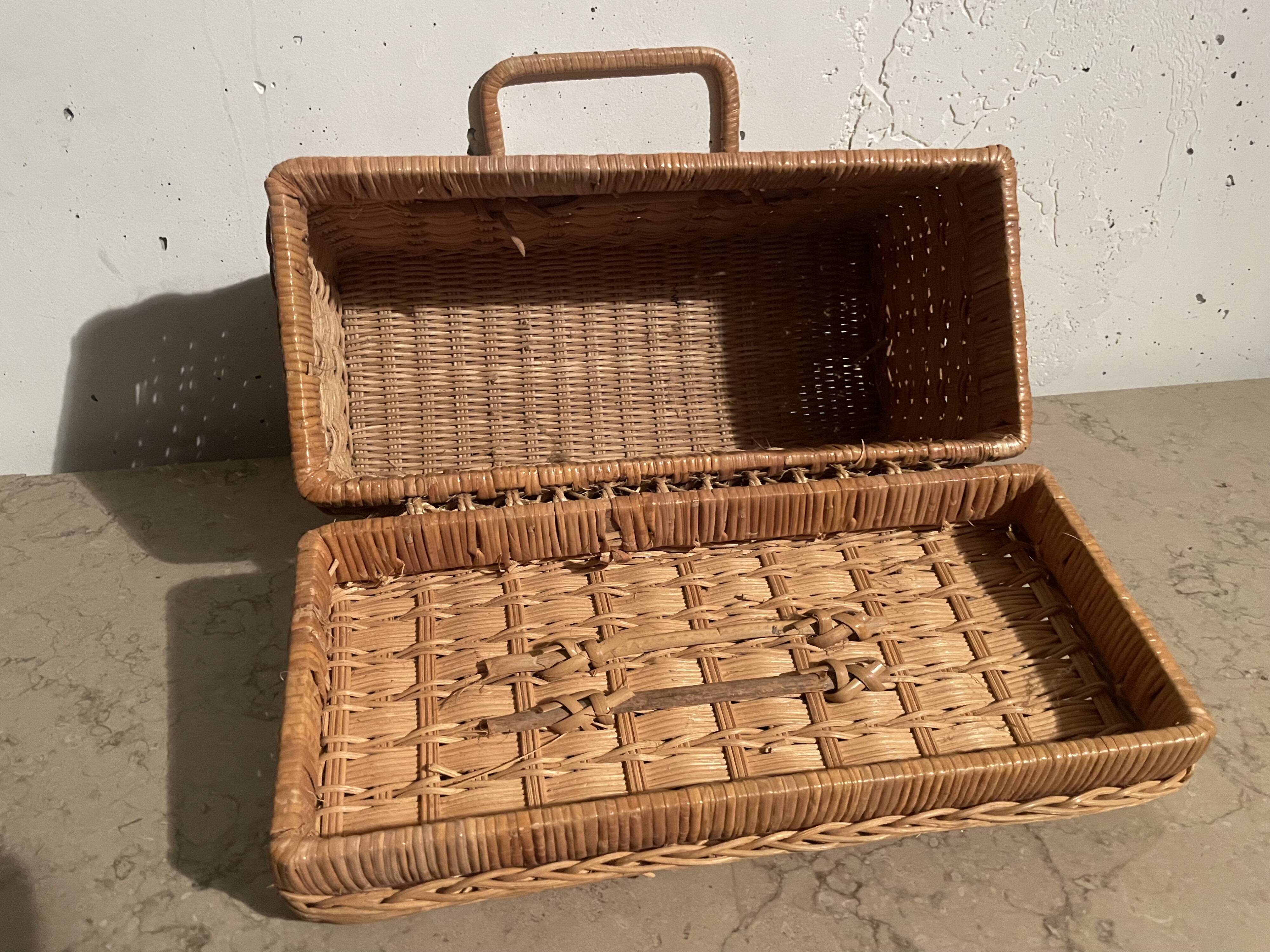 Mallette en rotin années 60