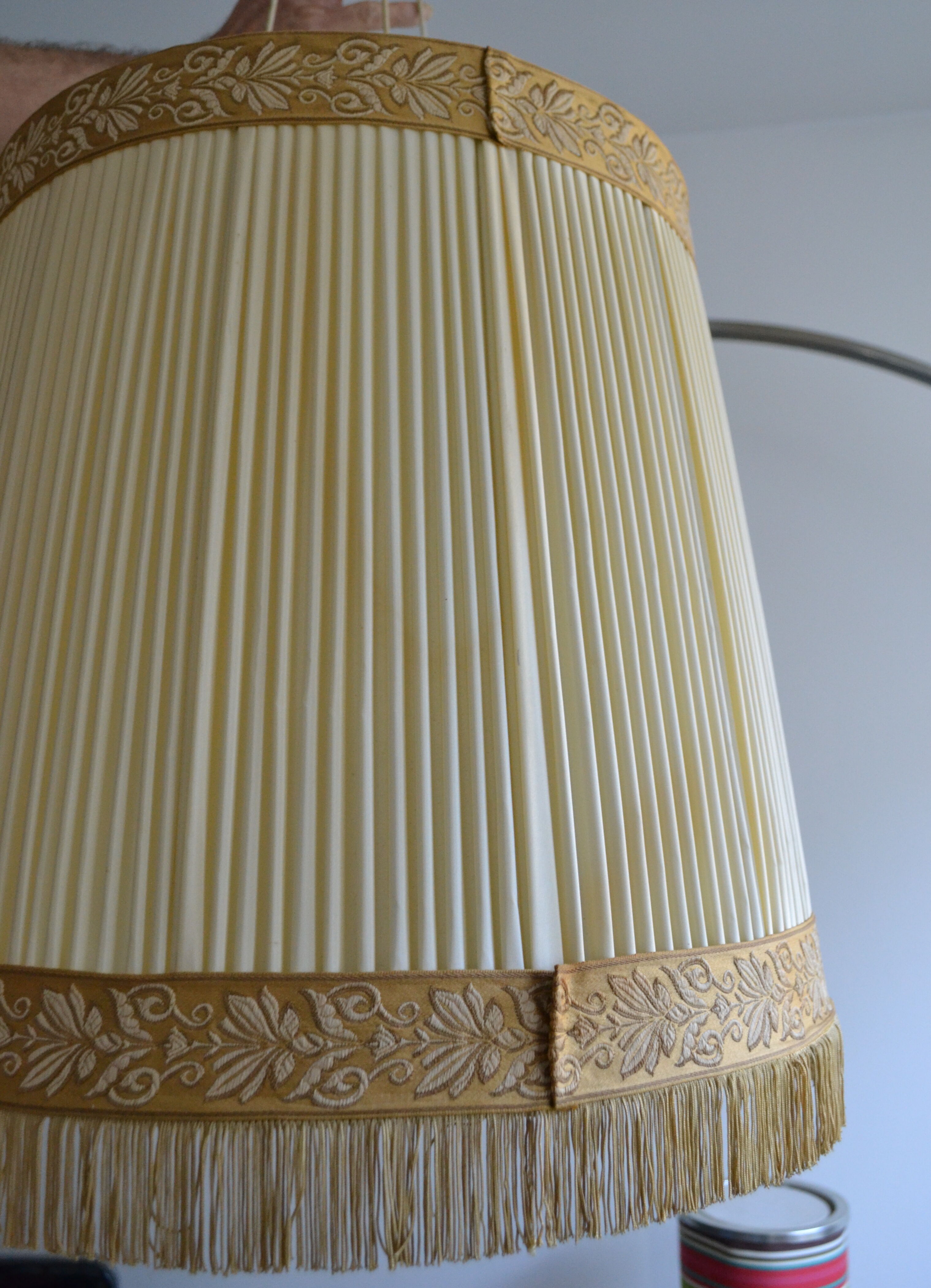Lampshade fabric pleated fringes