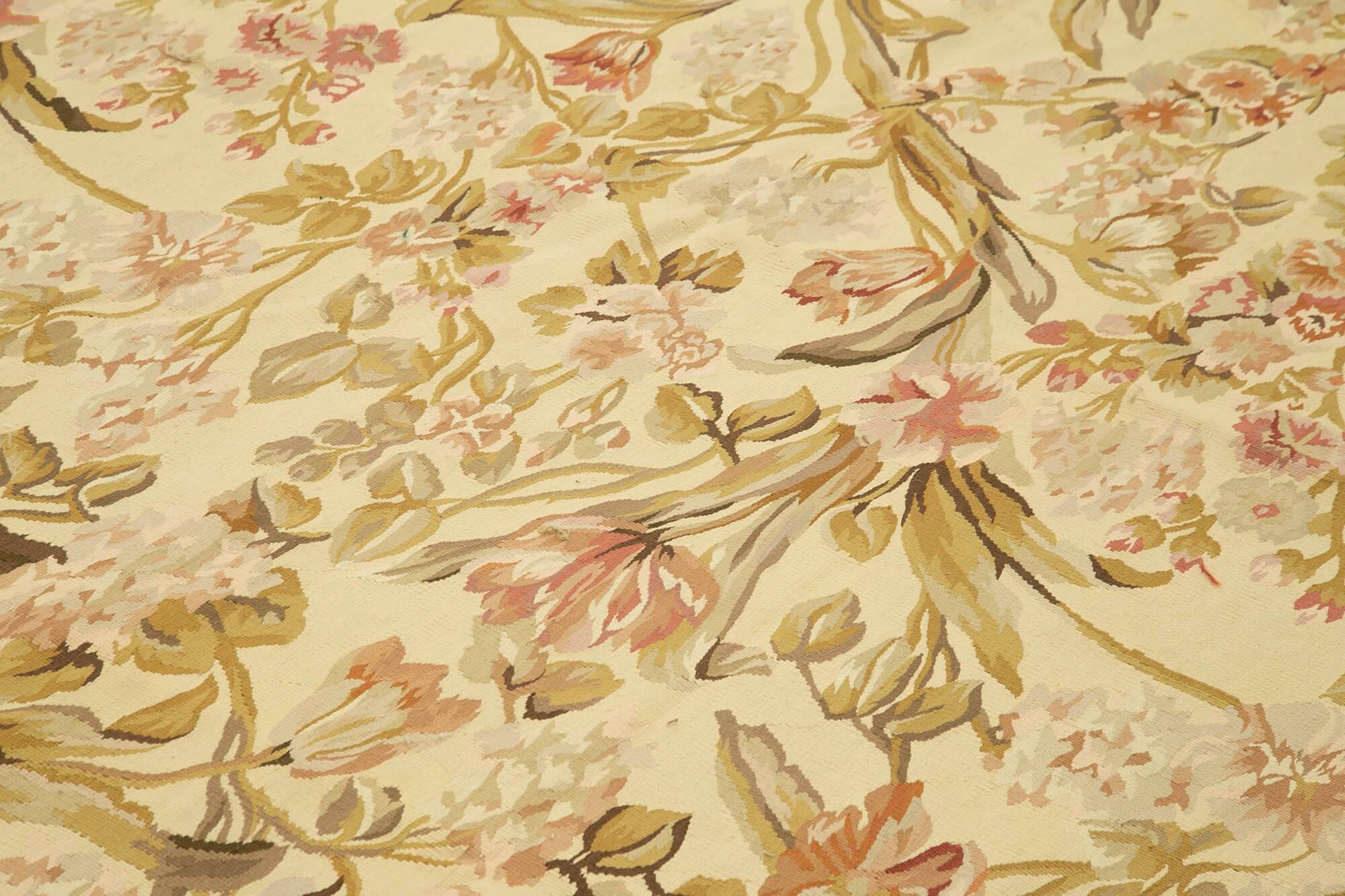 Handmade European Vintage Aubusson Kilim 266 cm x 366 cm