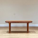 Extending coffee table (by McIntosh)