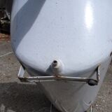 Small children's bathtub in enamelled metal