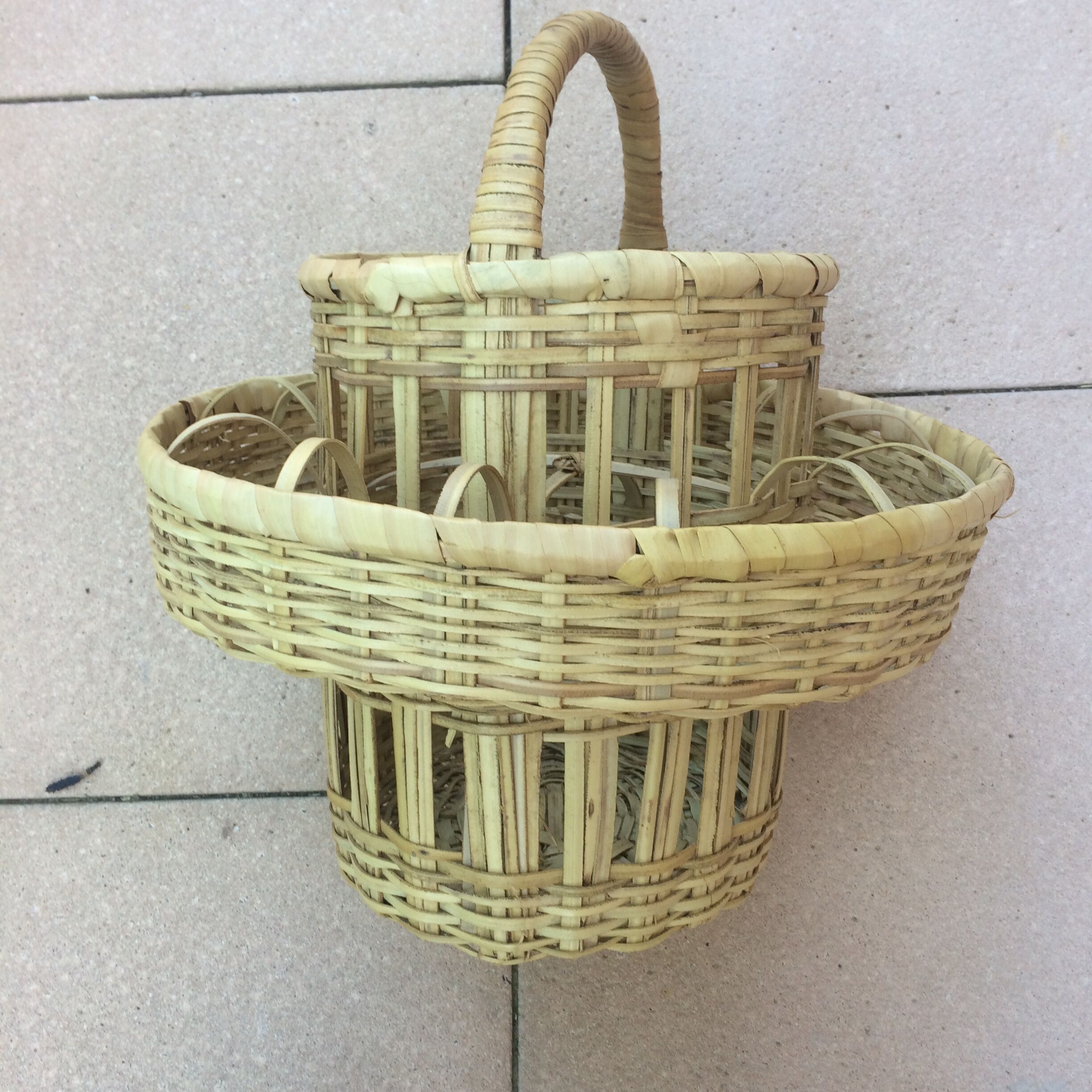 Basket for aperitif in rattan in the 70s