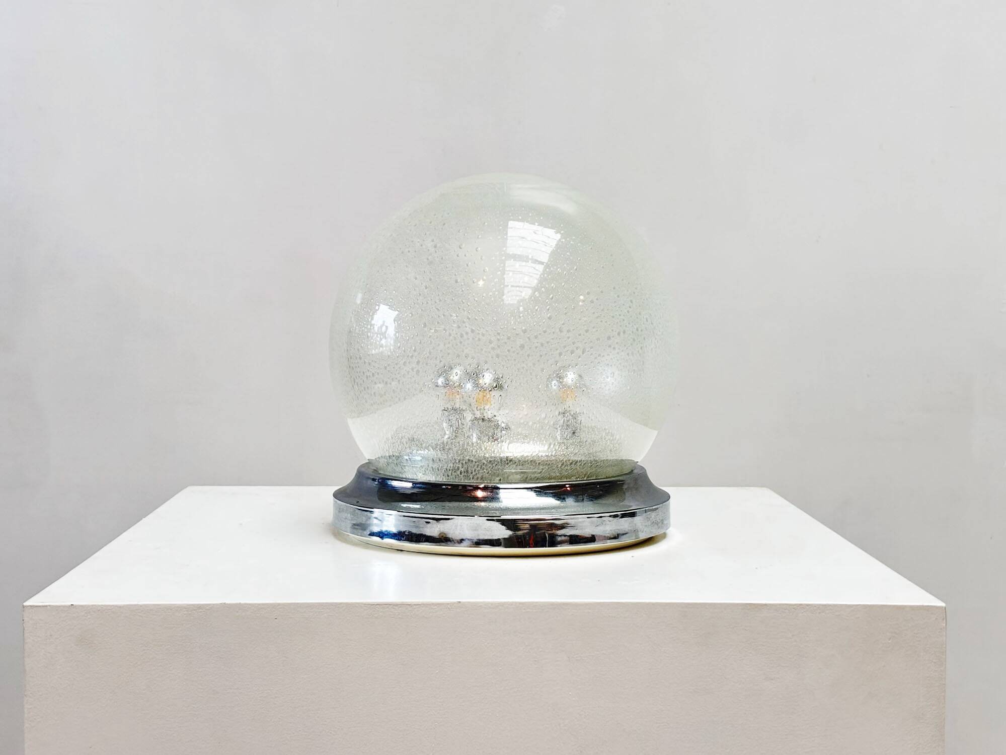 1970s Italian table lamp