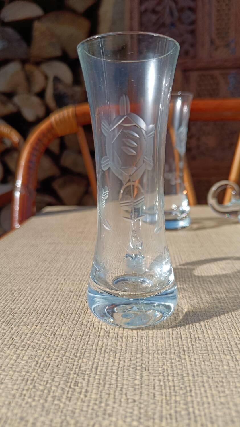 Six verres à shot en cristal gravé