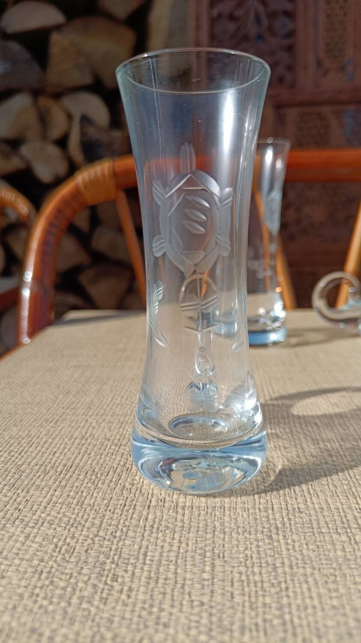 Six verres à shot en cristal gravé