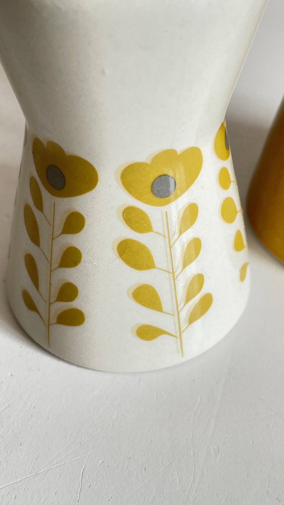 Salière et poivrière céramique esprit scandinave vintage