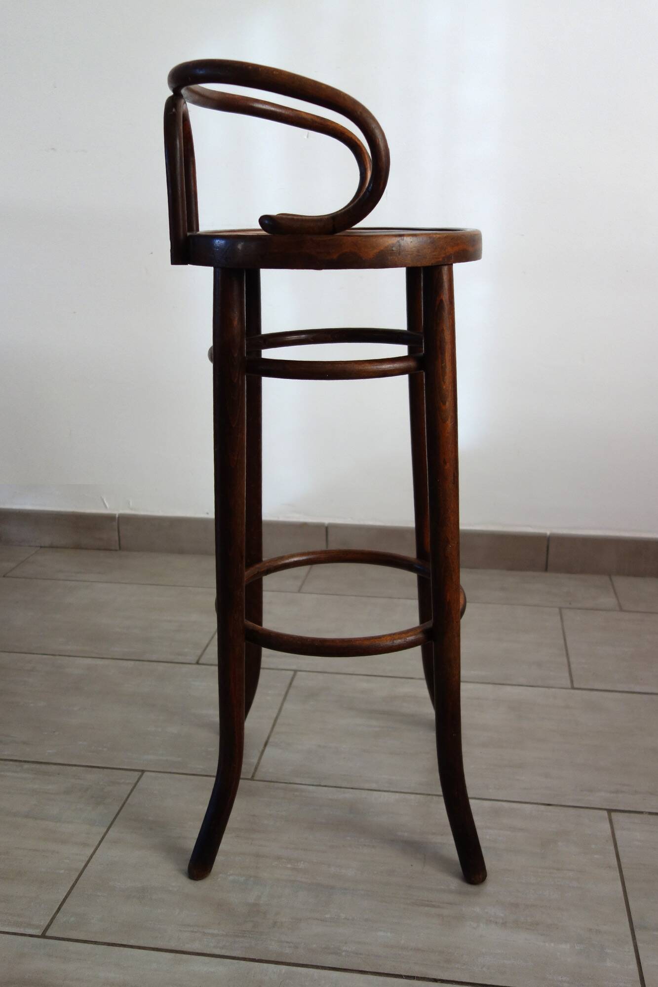Children's high stool in curved wood, 1890s