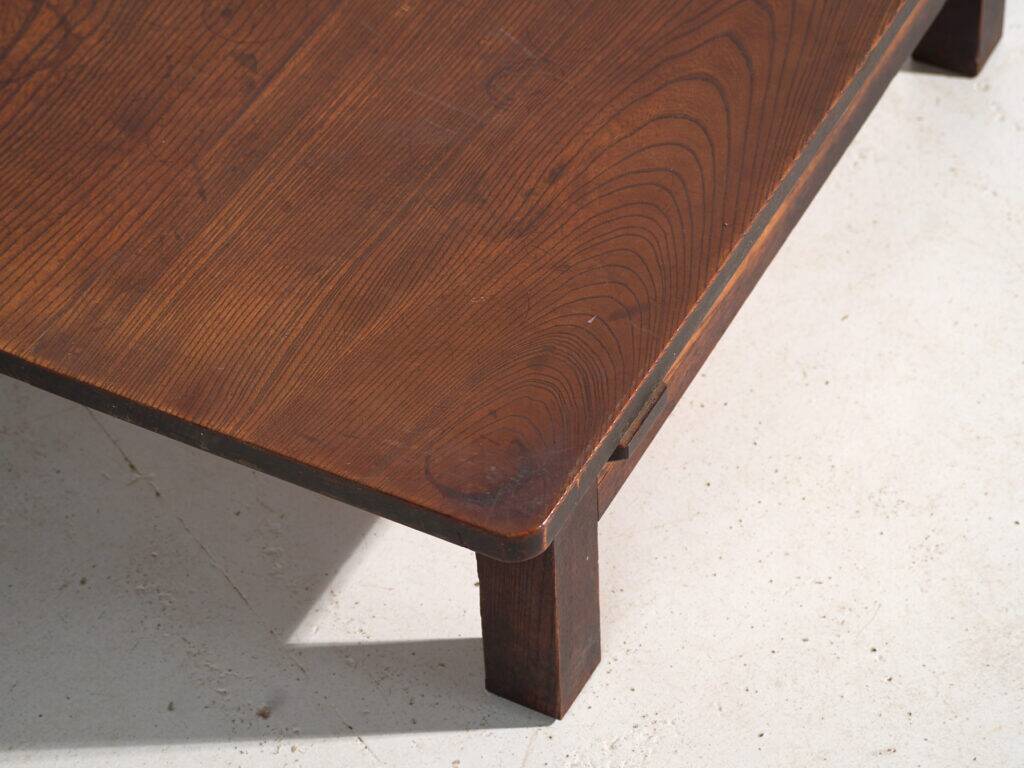 Antique Japanese coffee table with a through drawer in keyaki – Japan, circa 1920.