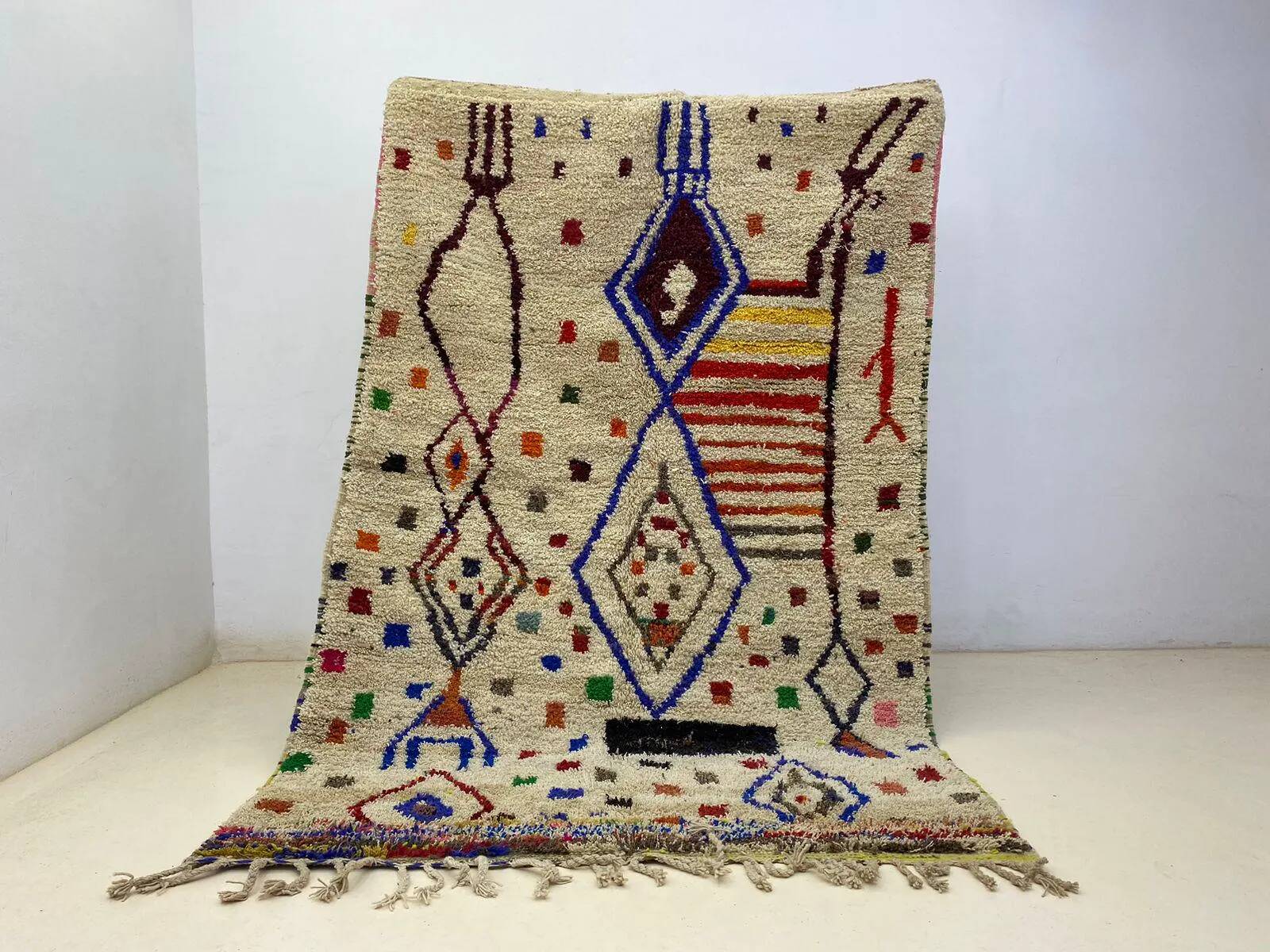 Handmade traditional carpet 250cm x 150cm Moroccan