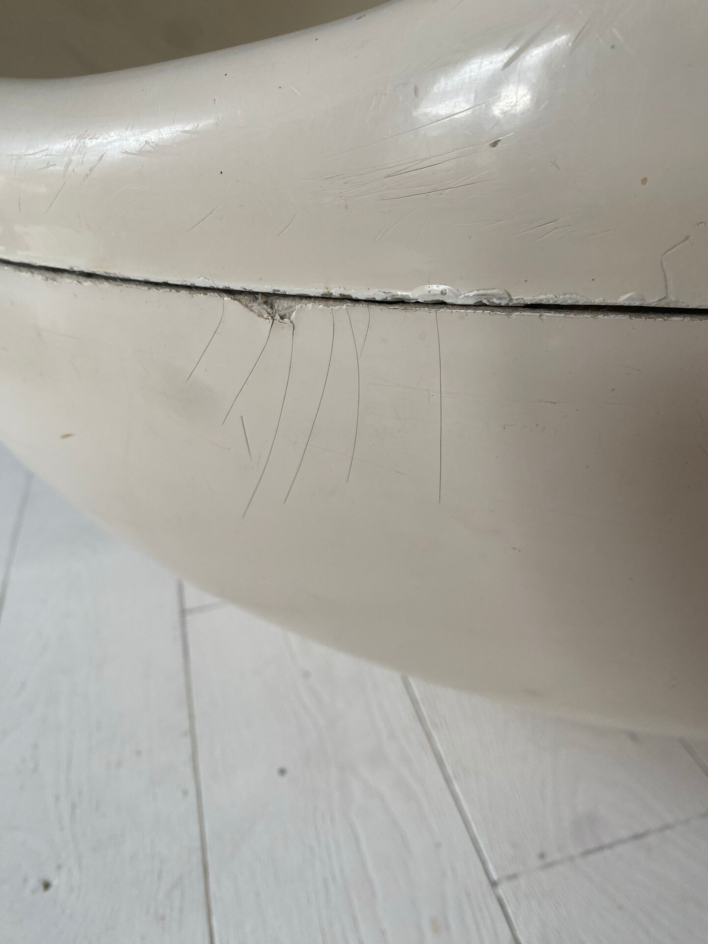 Eero Aarnio Pastil chair