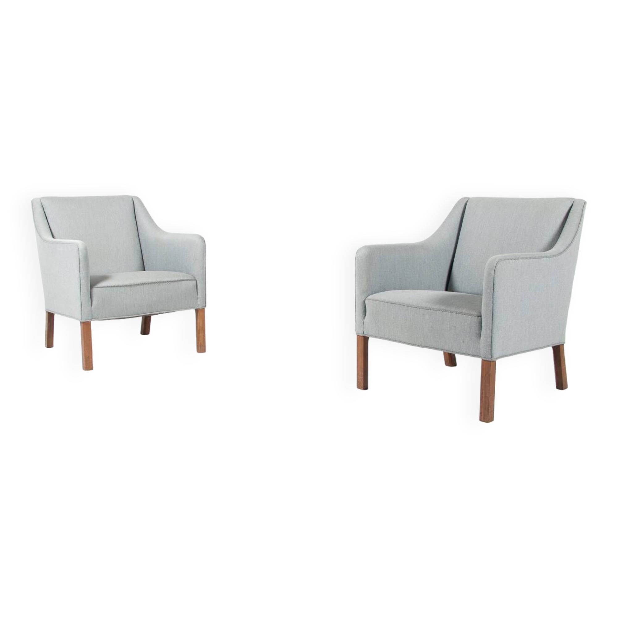 Set of two Danish Modern club chairs from Einar Larsen, 1950’s