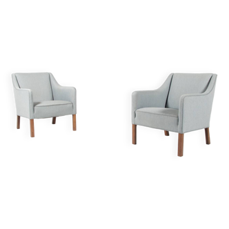 Set of two Danish Modern club chairs from Einar Larsen, 1950’s