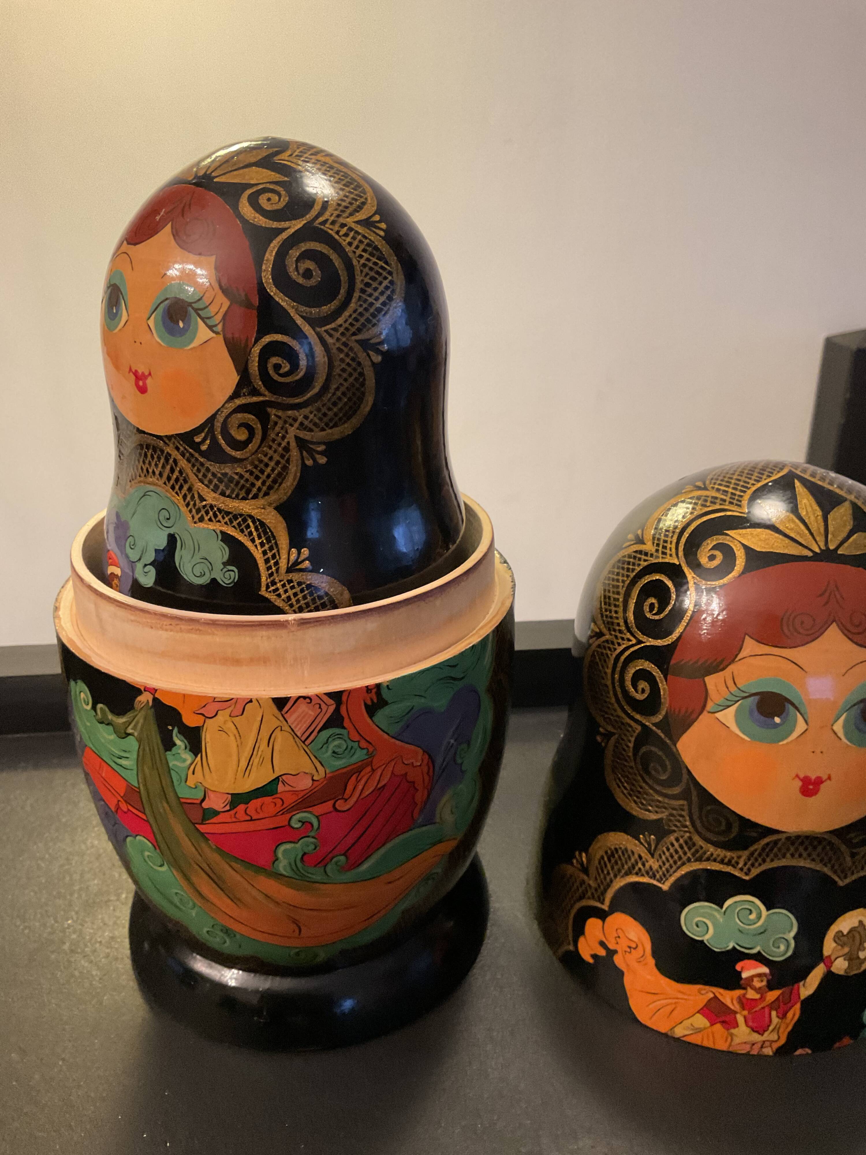 Series of 10 old Russian Matryoshka dolls