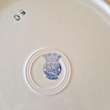 5 flat plates (floral pattern) mismatched: Badonviller (2+2) and a K&G Lunéville model Chantal