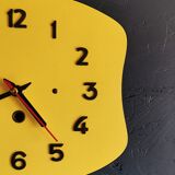 Vintage formica clock silent wall pendulum 60s "Yellow"