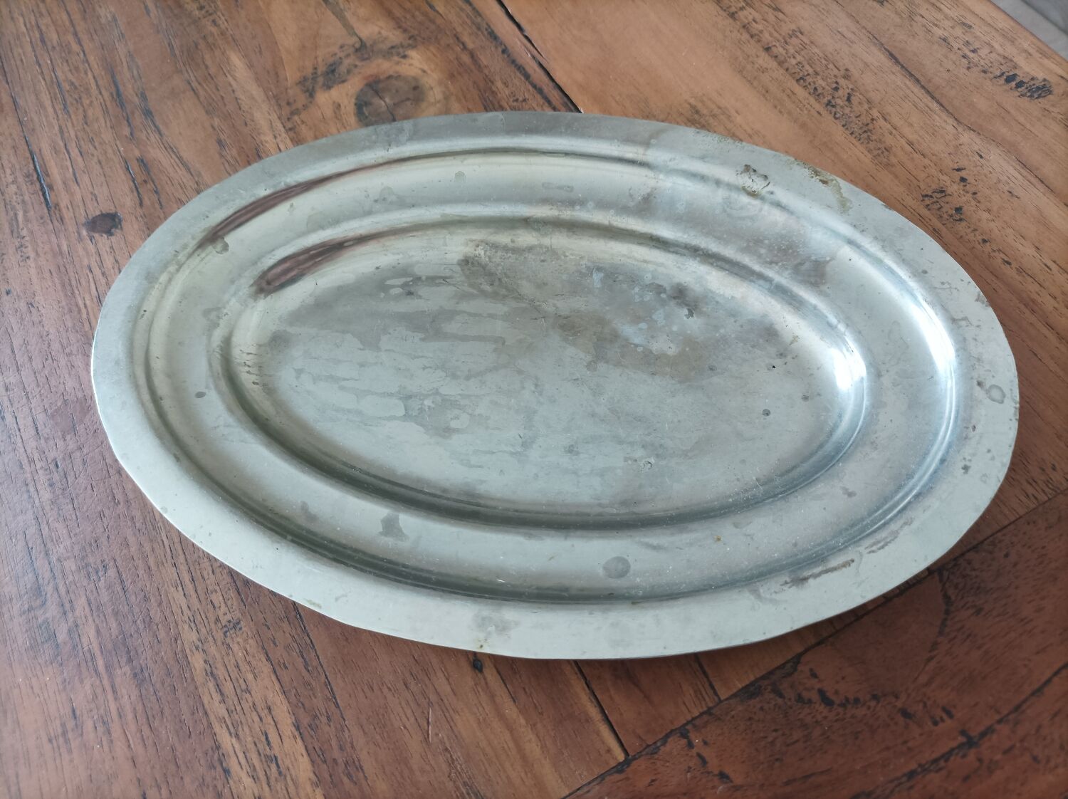 Oval tray dish