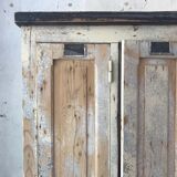 Wooden workshop vestiary