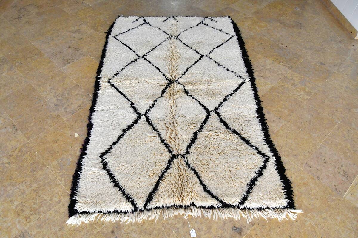 Berber carpet Beni Ouarain white 230 x 140 cm