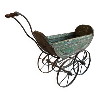 Doll period pram