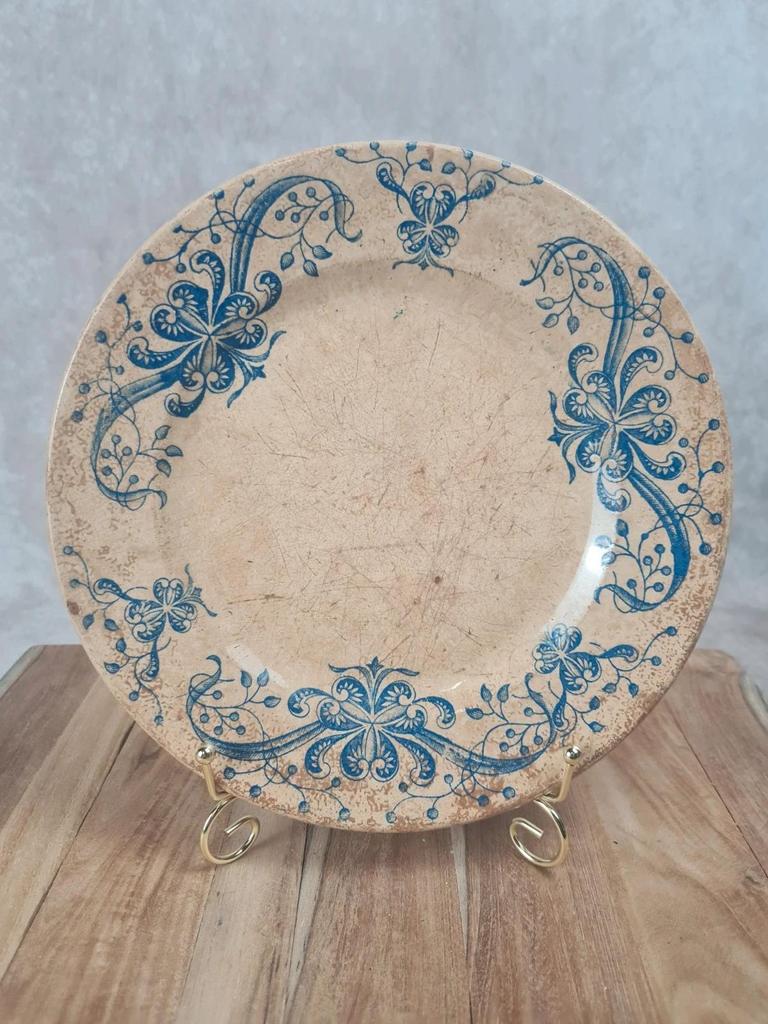 Antique plate model "Joconde", Victorian blue decoration