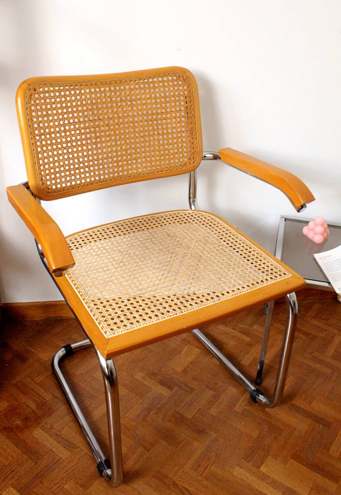 Fauteuil B64 en bois et cannage d'après Marcel Breuer
