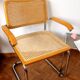Fauteuil B64 en bois et cannage d'après Marcel Breuer