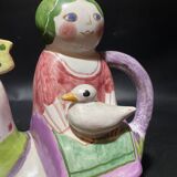 Chicken-shaped decanter