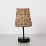 Rattan solar desk lamp