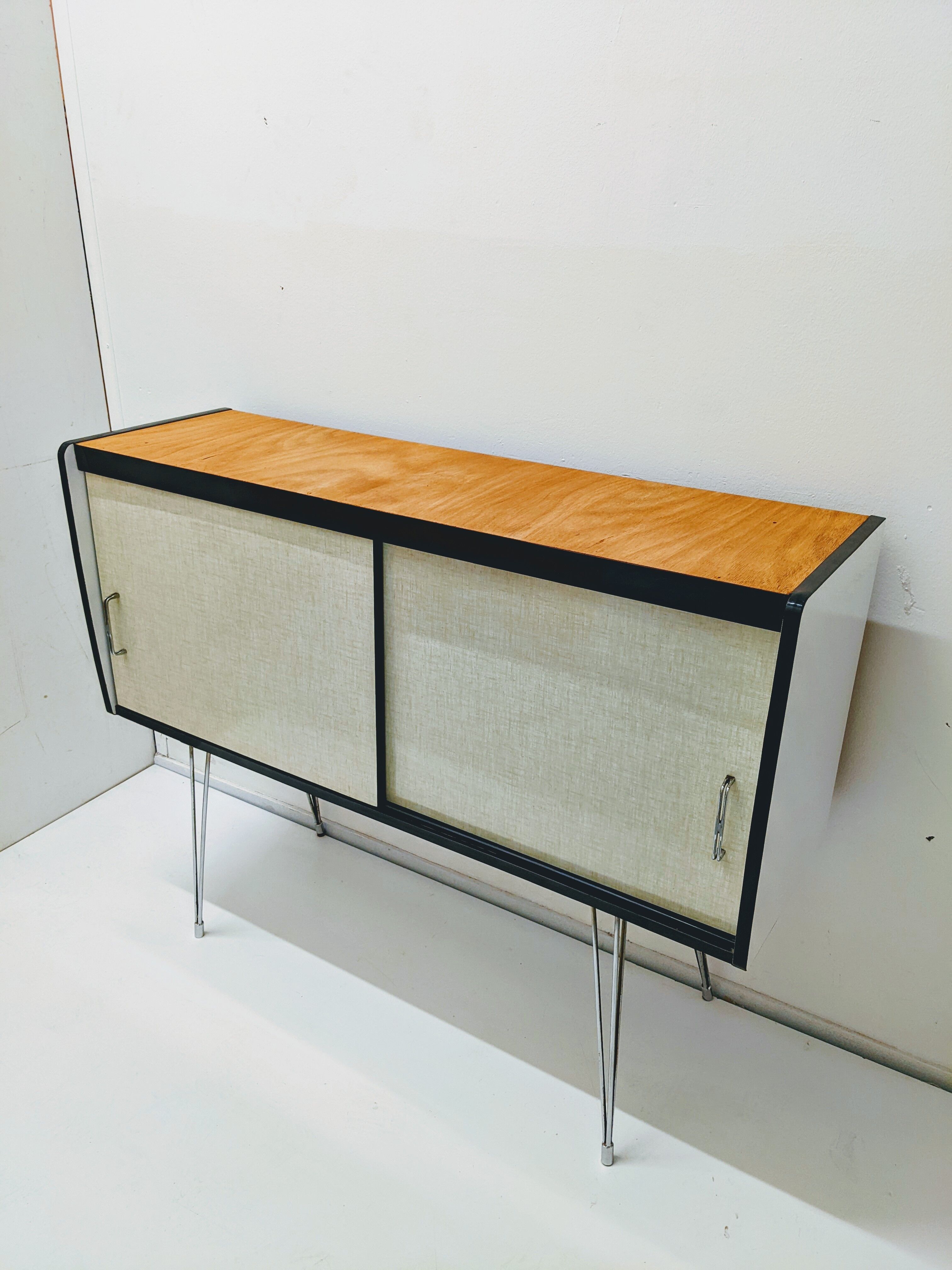 Vintage enfilade in formica / Eiffel feet / sideboard storage cabinet