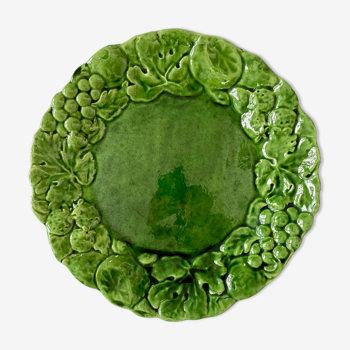 Large round flat slurry green