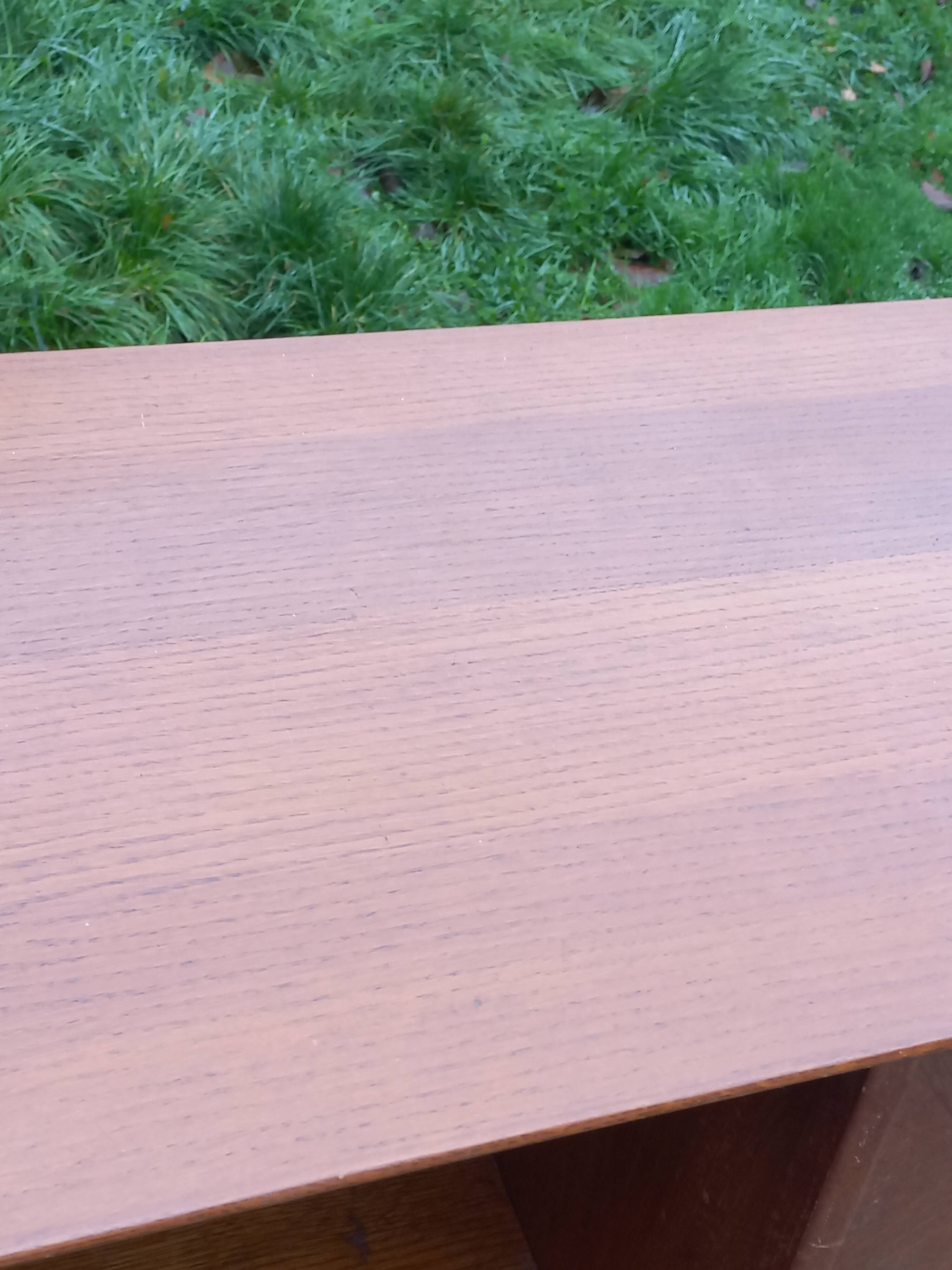 Enfilade vintage en chêne doré portes coulissantes pieds compas 1950