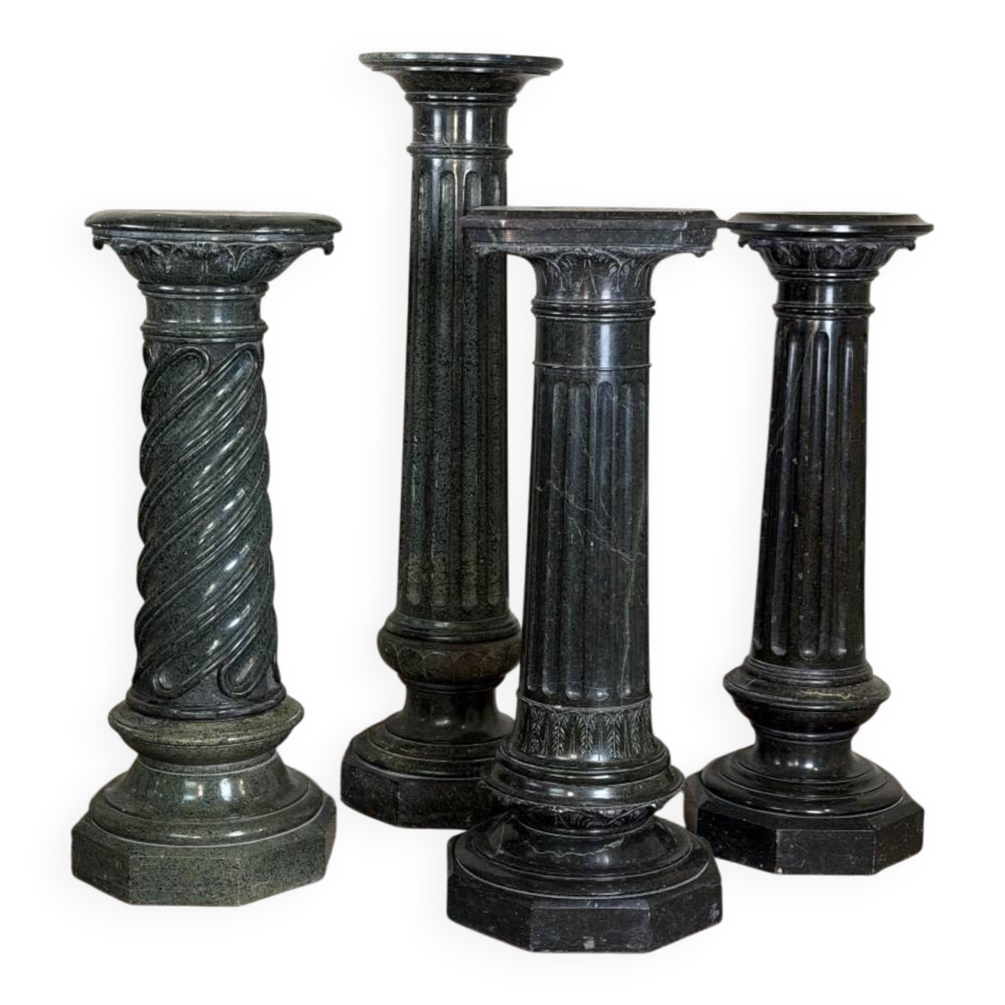 4 columns in green serpentine marble, around 1880