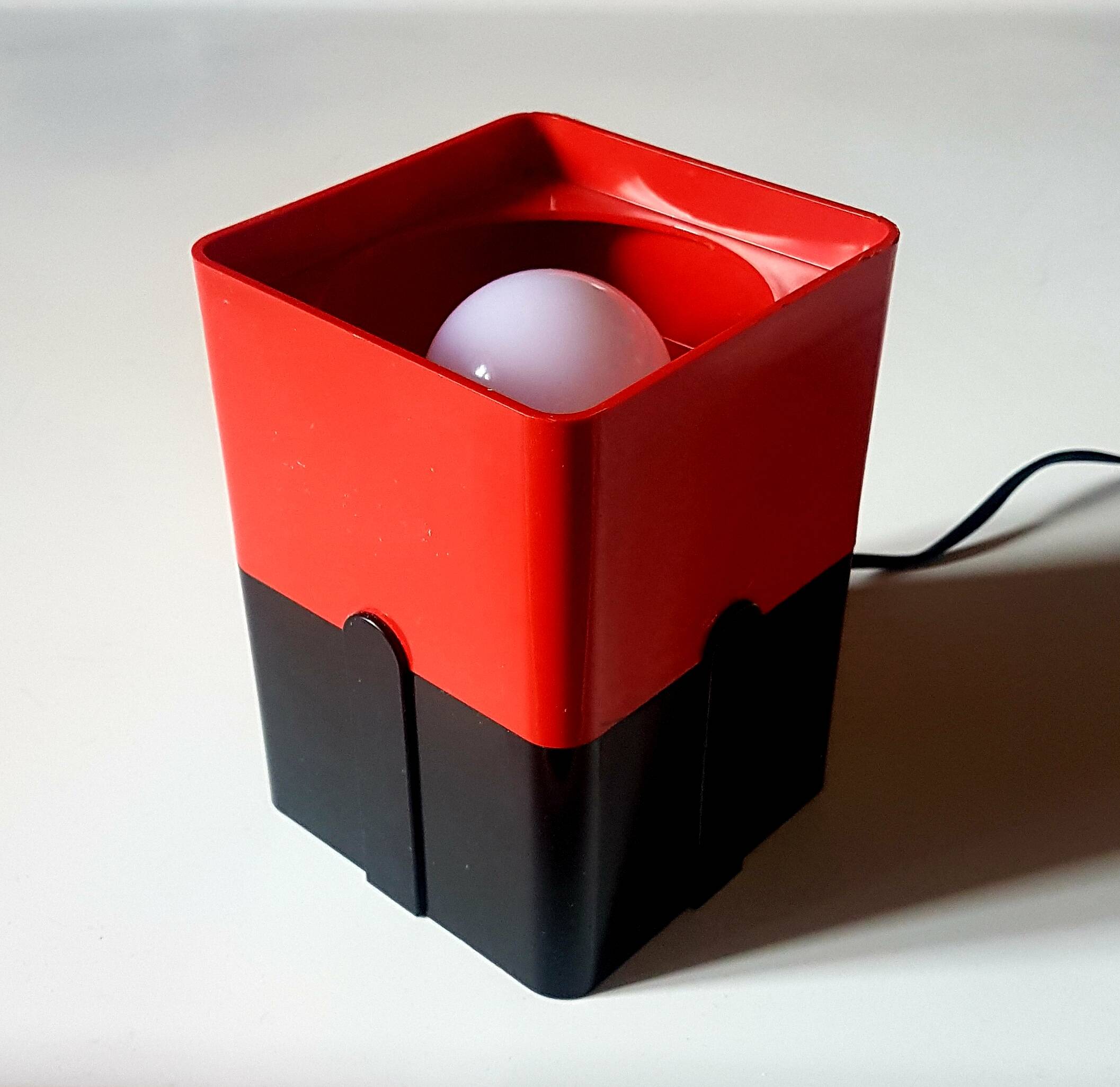 Vintage Italian style table lamp