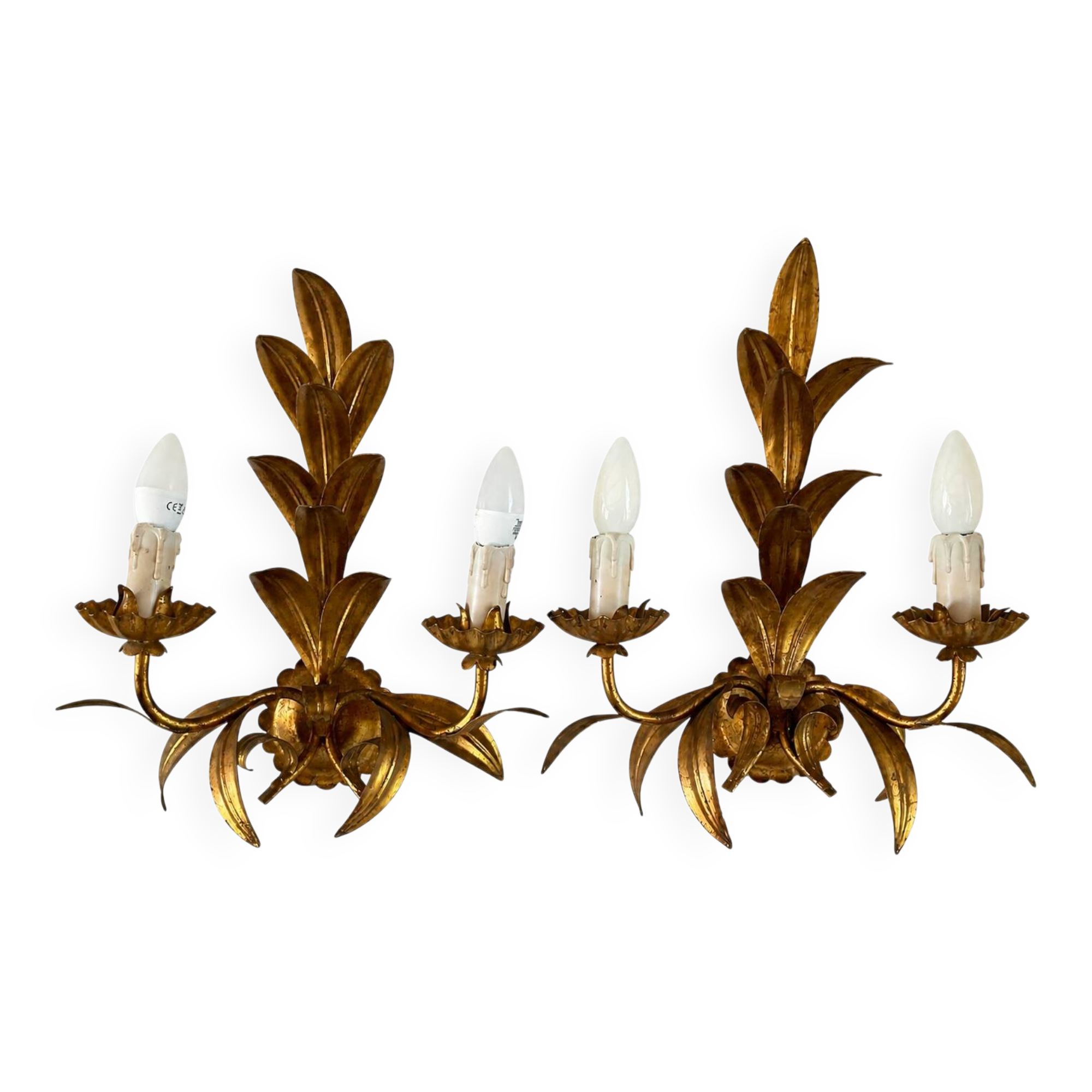 Pair of vintage wall lights in gilded metal, foliage, in the style of Hans Kögl.