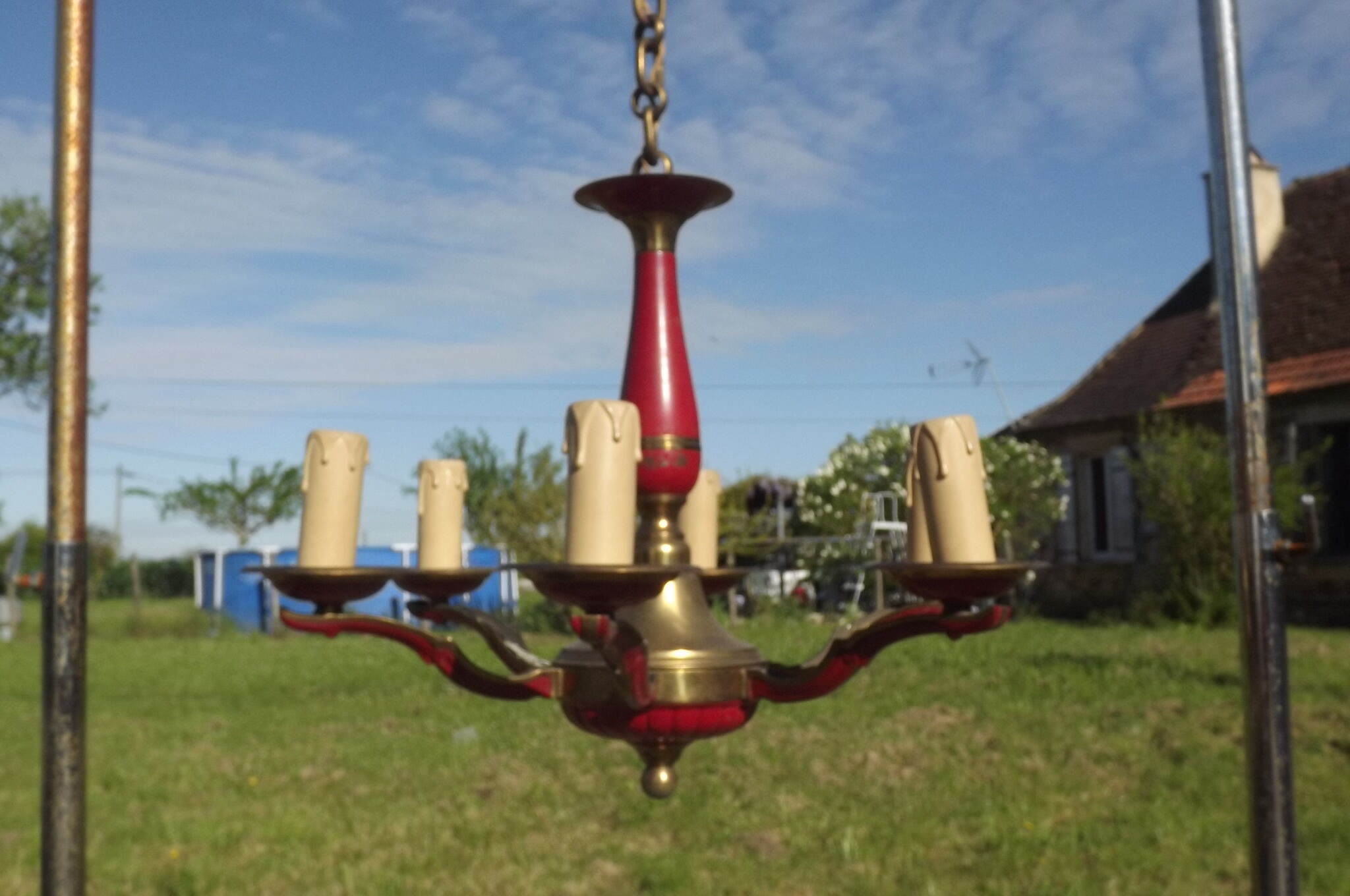 Lustre de Style Empire Tole rouge et laiton